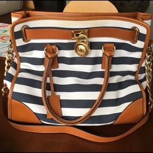 Michael Kors purse.  Great for Spring and Summer!